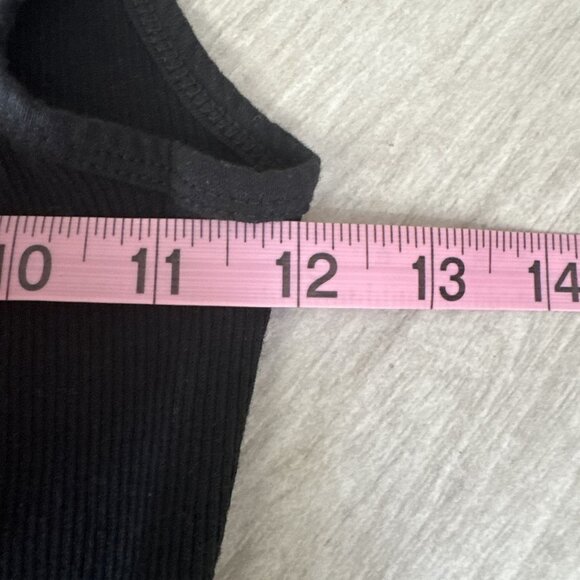 Y2K Element Womens Black Ribbed Tank Top - Fitted Sleeveless Design‎ - Picture 8 of 10